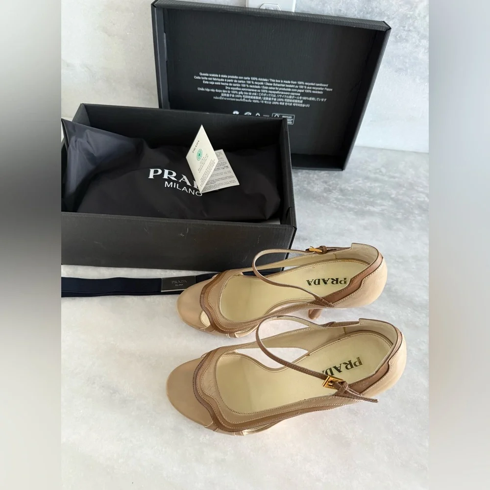 Prada Wavy Fairy Tan Beige Leather Mary Jane Strap Heels • 39 - Picture 3 of 12